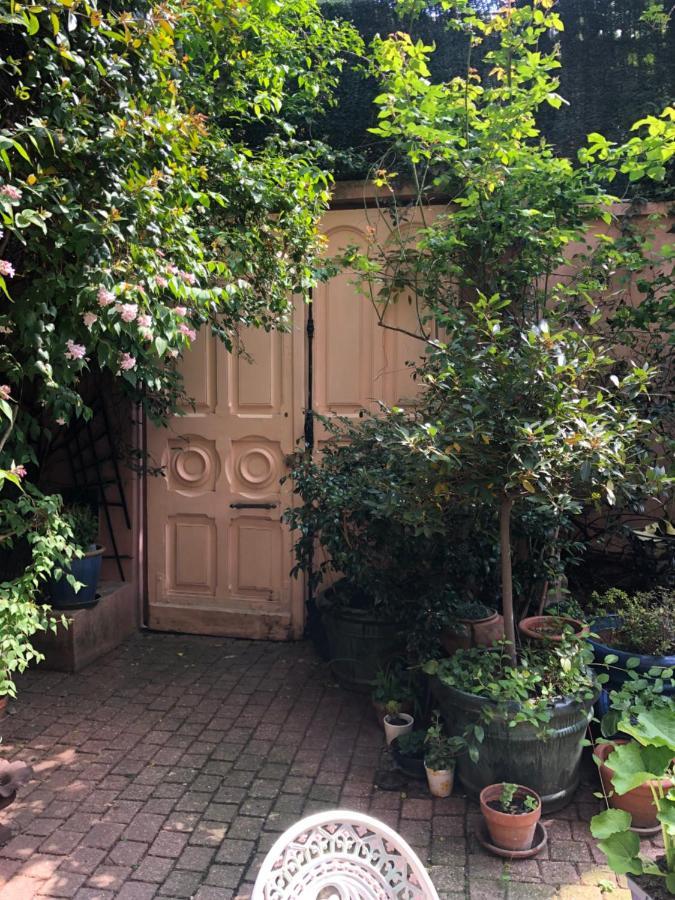 Maison 1850 18 Garden And Parking Guest house